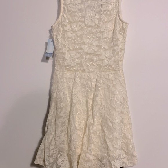 Aritzia Dilemma cream lace dress NWT - Picture 2 of 3